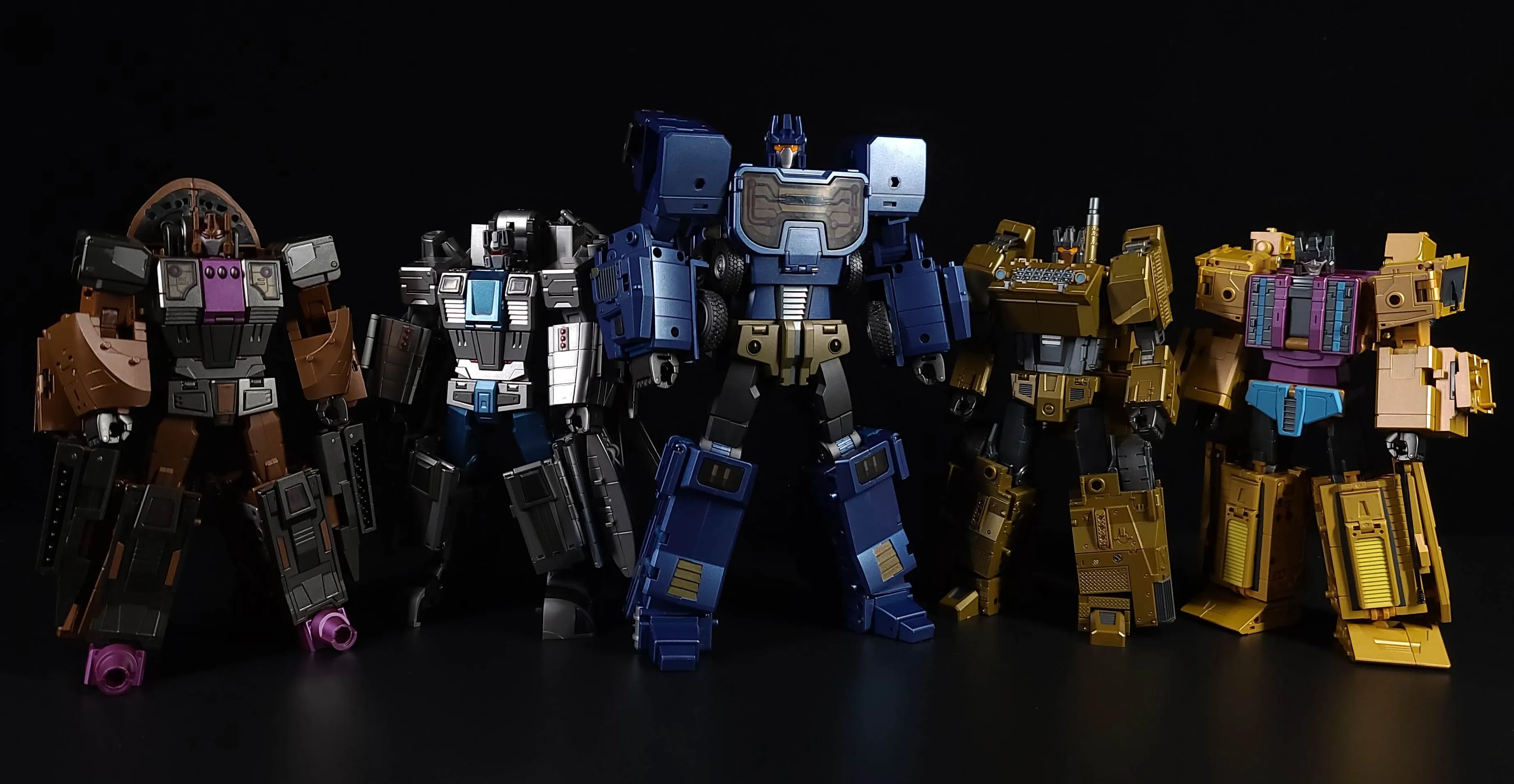 ZA-07 Bruticon Combiner Die-Cast Chest Version Set of 5