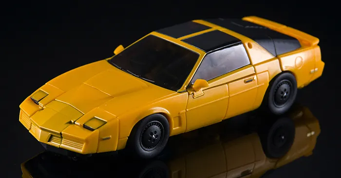 MM-7Y Hatch Yellow Version Limited Edition | XTransbots 3rd Party