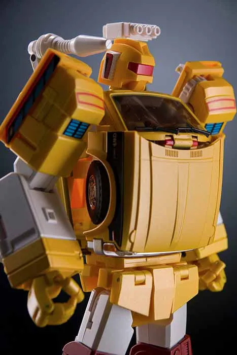 MX-8Y Aegis Yellow Diamond Version Limited Edition | XTransbots