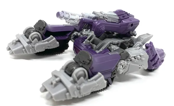 Studio Series Transformers Bumblebee SHOCKWAVE Action Figure-New In Box