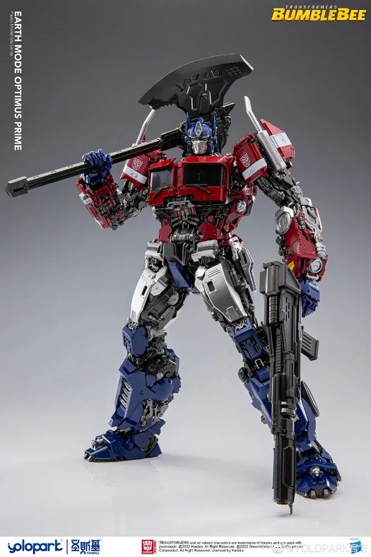 Optimus Prime Earth Mode Plastic Model Kit | Transformers