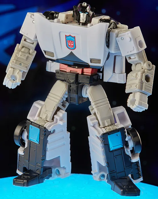 Clampdown | Transformers Legacy Figure by Hasbro | TFSource