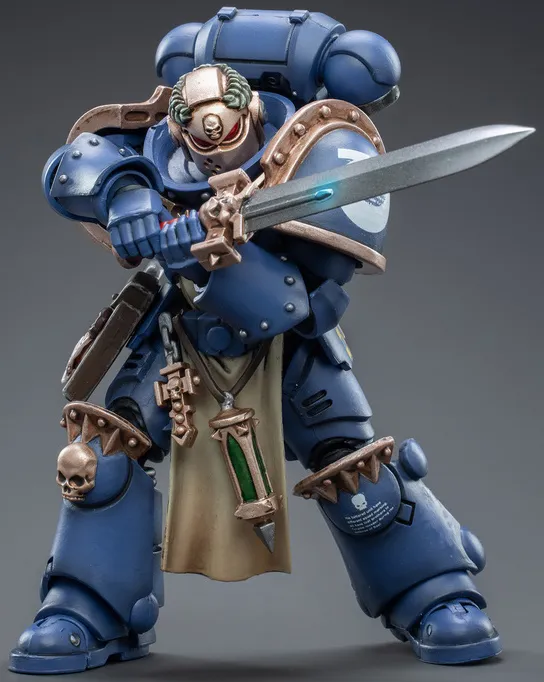 Ultramarines Primaris Company Champion | JoyToy Warhammer 40K