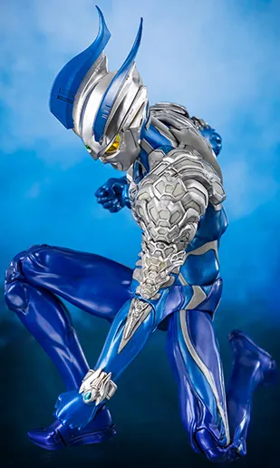 Ultraman Zero Luna Miracle ThreezeroX Collectible Figure
