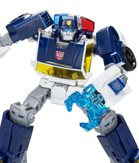 Rescue Bots Universe Autobot Chase Deluxe Class | Transformers: Legacy United