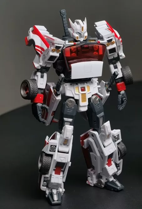 IF-02A STRAY ALTERNATIVE 非正規ドリフト　IDW IF-02A Stray Alternative Chinese Version | Mastermind Creations