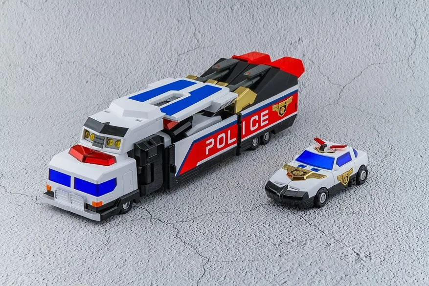 J-Decker | Voltron Figure | TFSource