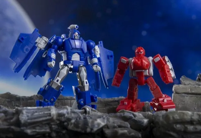 DW-E40 Red Tank and DW-E41 Star Shuttle Set of 2 | Dr. Wu