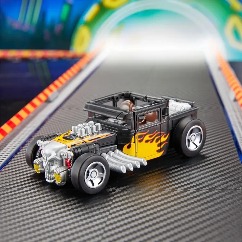 Bone Shaker Deluxe Class | Transformers x Hot Wheels