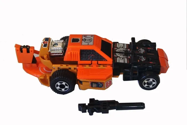Sandstorm Triple Changer Vintage Transformers G1