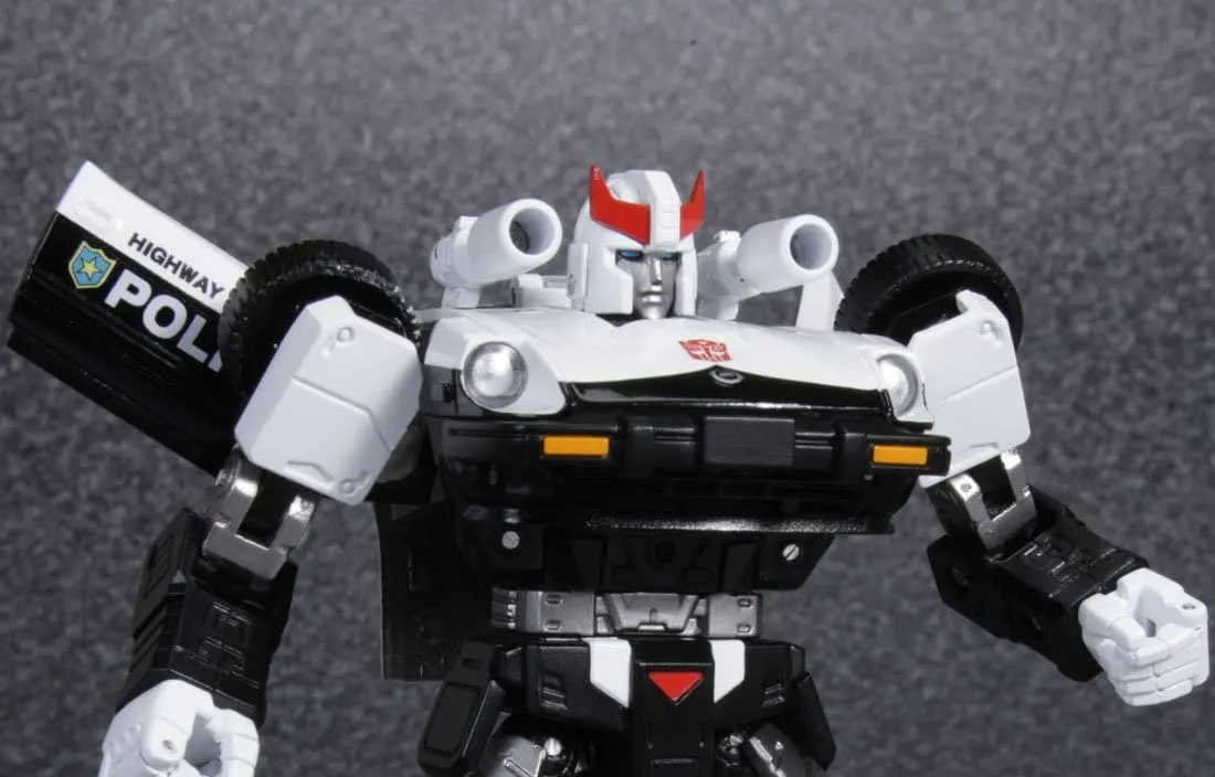 MP-17 Prowl | Masterpiece G1 Transformers Figure | TFSource