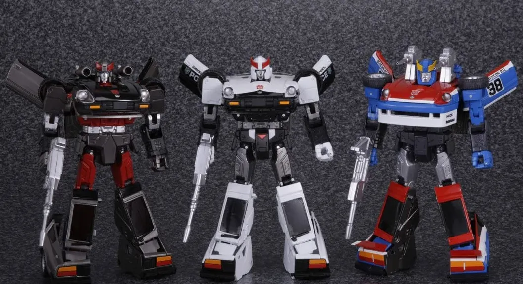 MP-19 Smokescreen | Masterpiece G1 Transformers Figure | TFSource