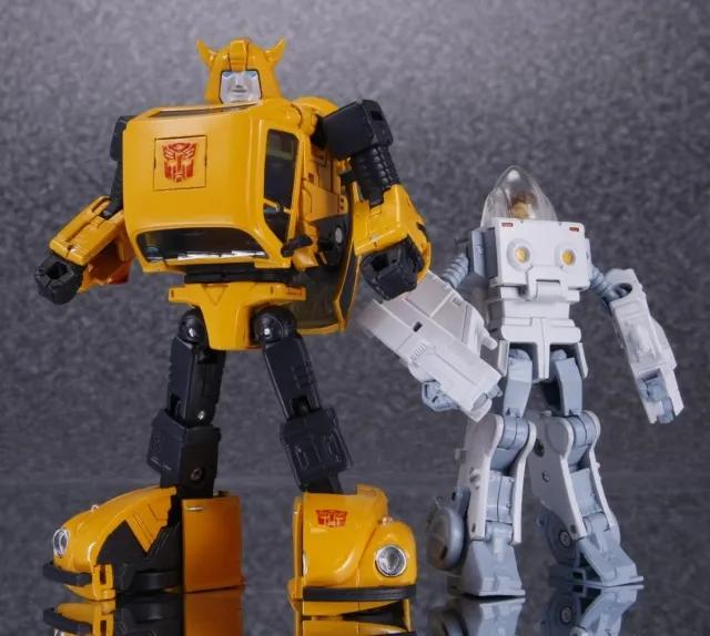 MP-21 Bumblebee and Spike in Exo-Suit | Transformers Masterpiece