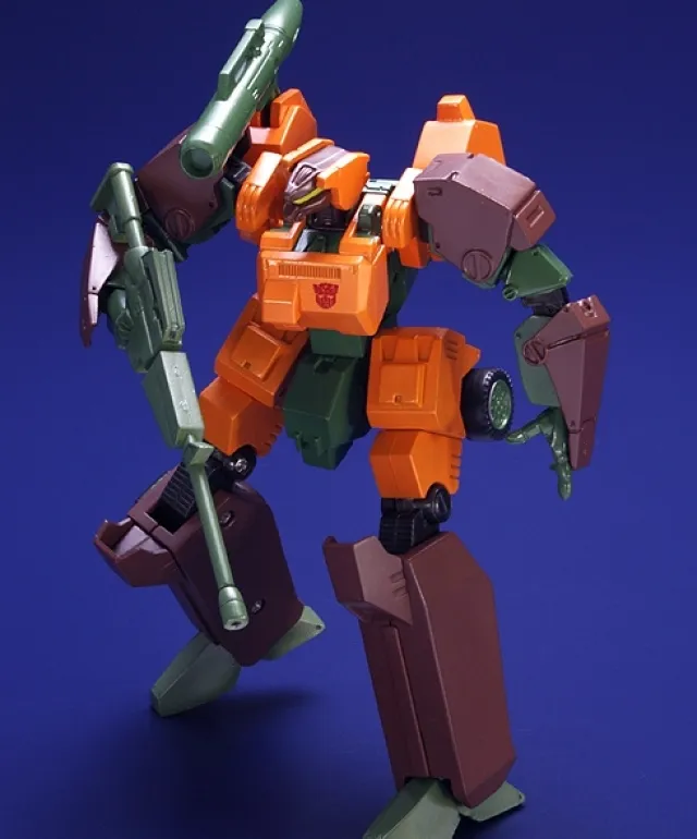 Roadbuster Figure | Transformers EM Gokin Art Storm