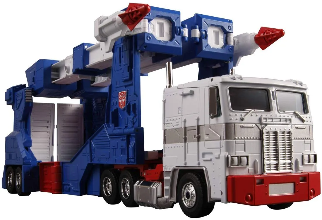 MP-22 Ultra Magnus Perfect Edition with Trailer | Masterpiece G1