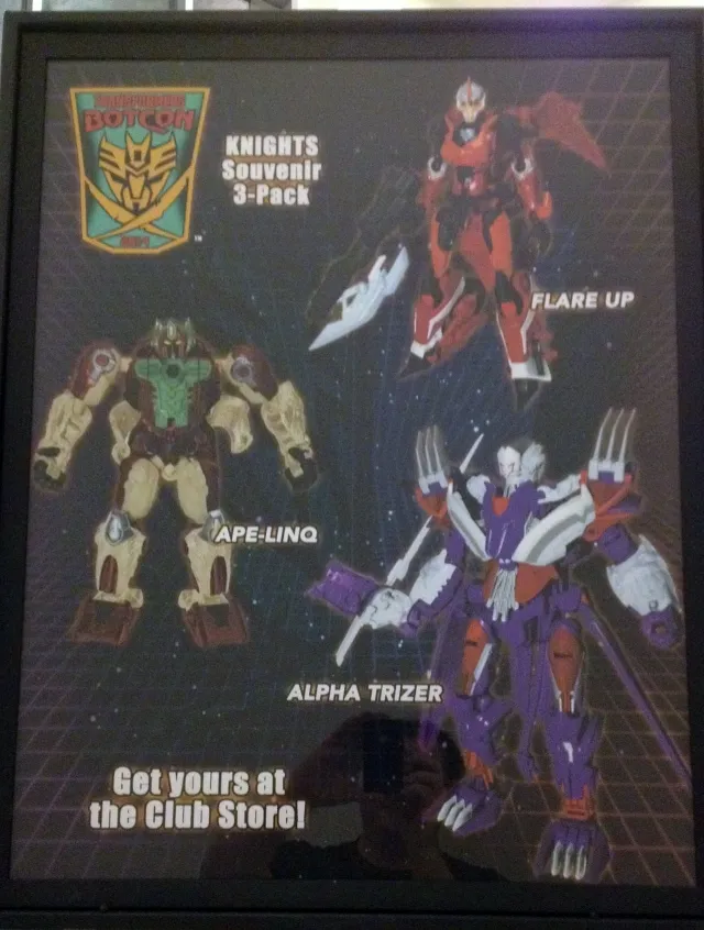 Alpha Trizer Apelinque and Flare Up Botcon Exclusive | Transformers Convention Botcon 2014