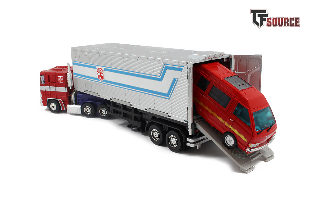 Masterpiece MP-27 Ironhide