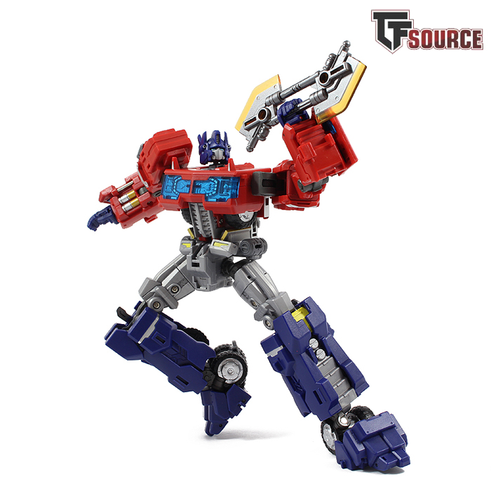 MakeToys Cross Dimension Striker Manus
