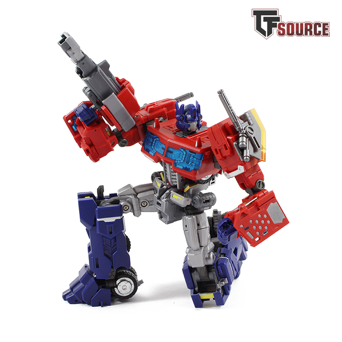 MakeToys Cross Dimension Striker Manus