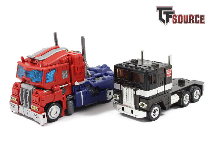 MakeToys Cross Dimension Striker Manus