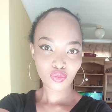 Hlengiwe Dlomo