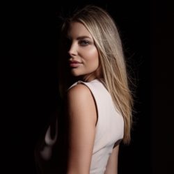 Yuliia 