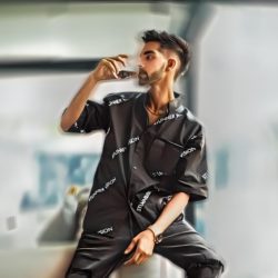 Shahzaib 