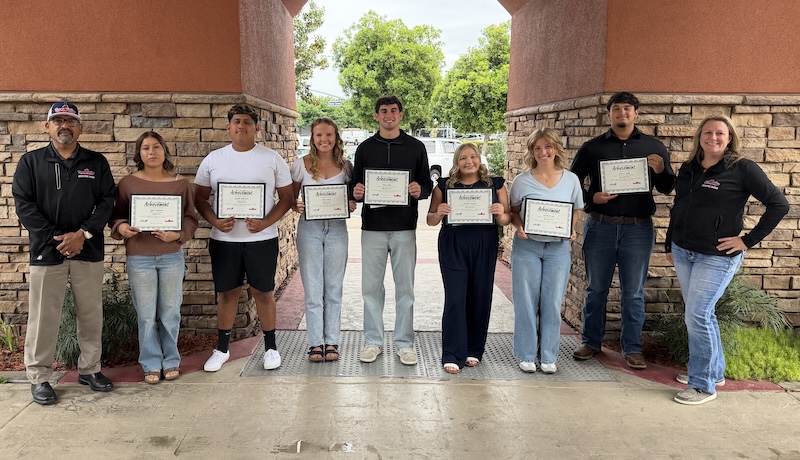 TVYFL scholarship winners