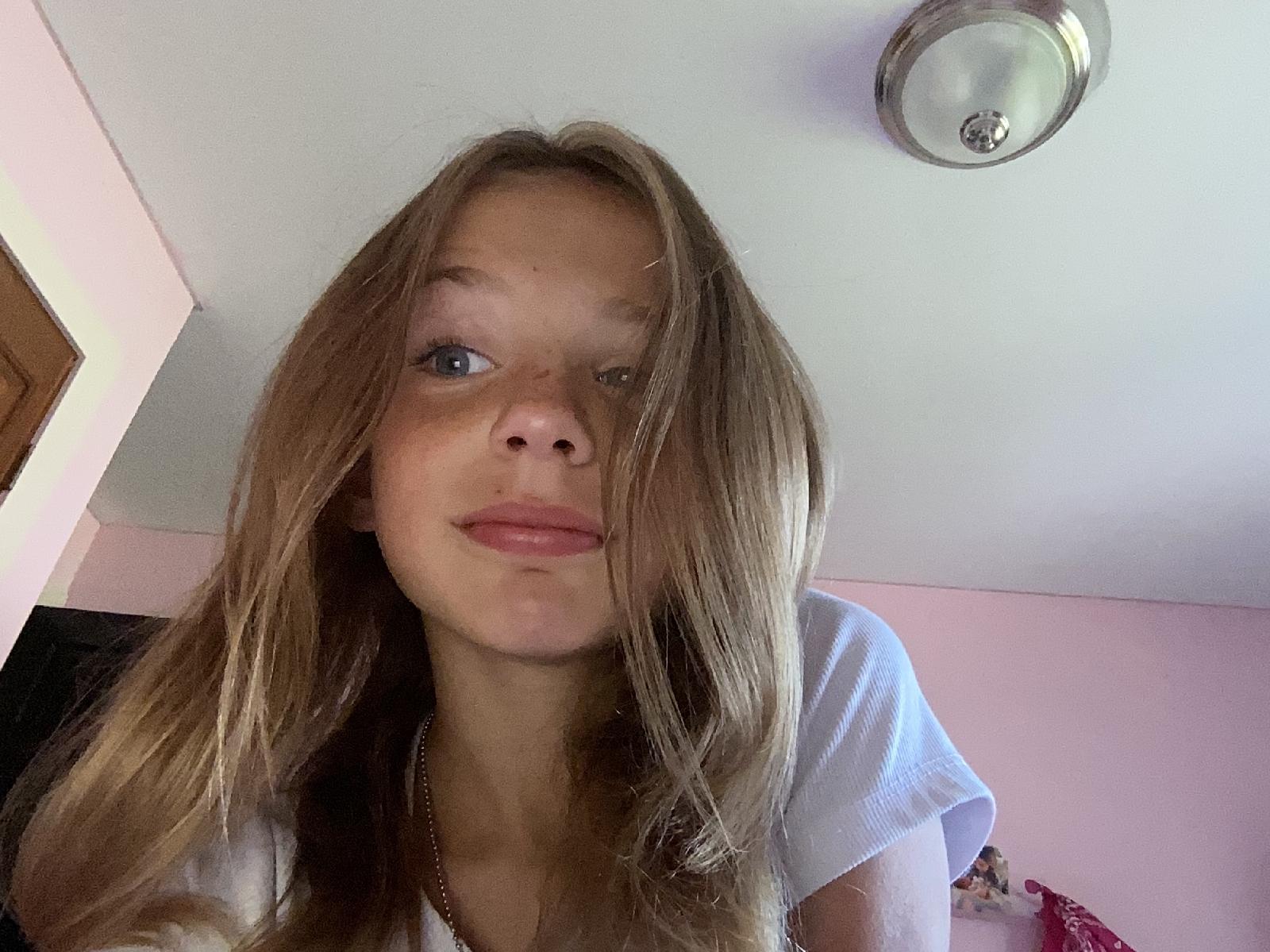 Lexissmith1999+tps1@icloud.com