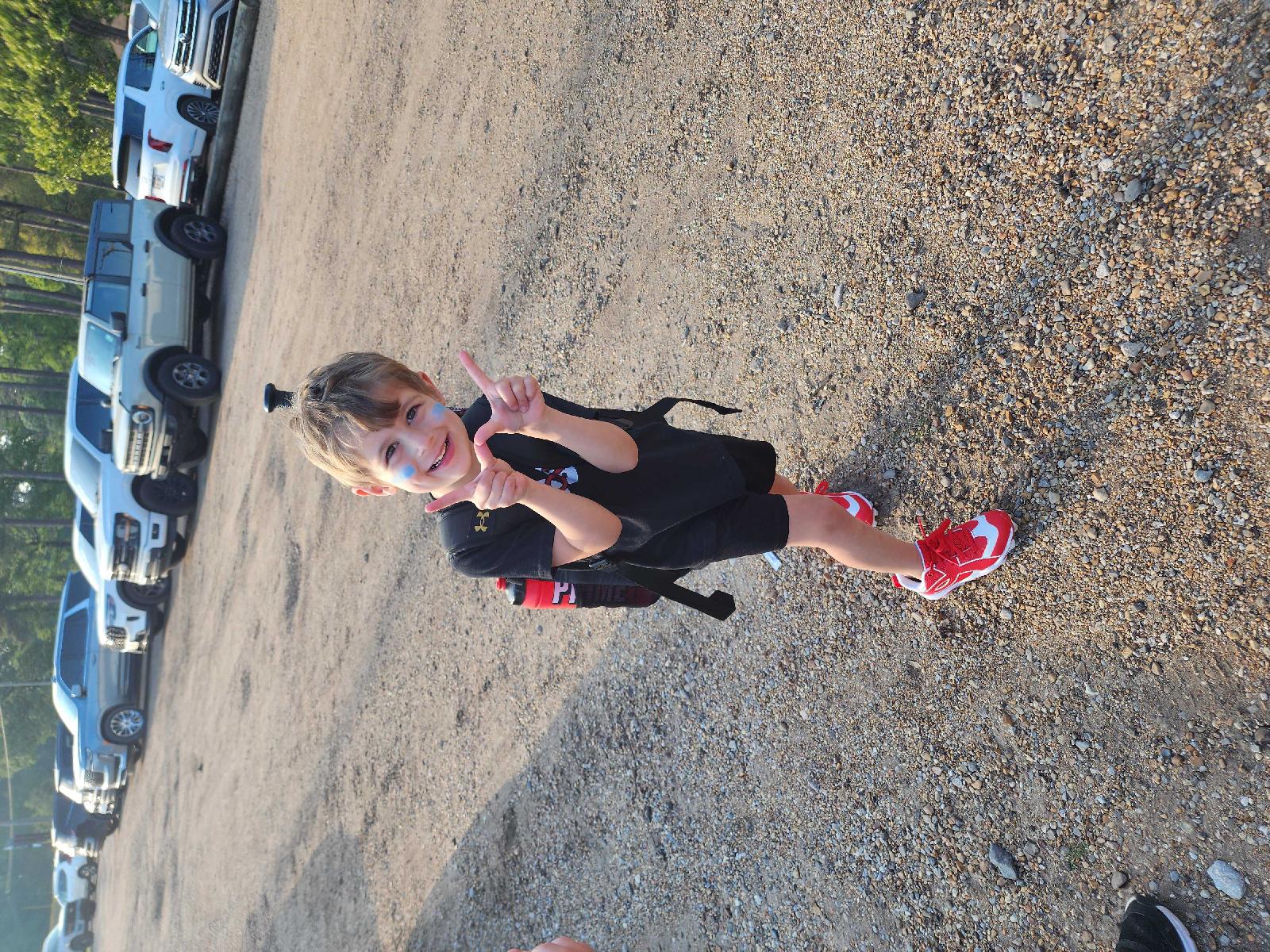 kinziebowlin@yahoo.com