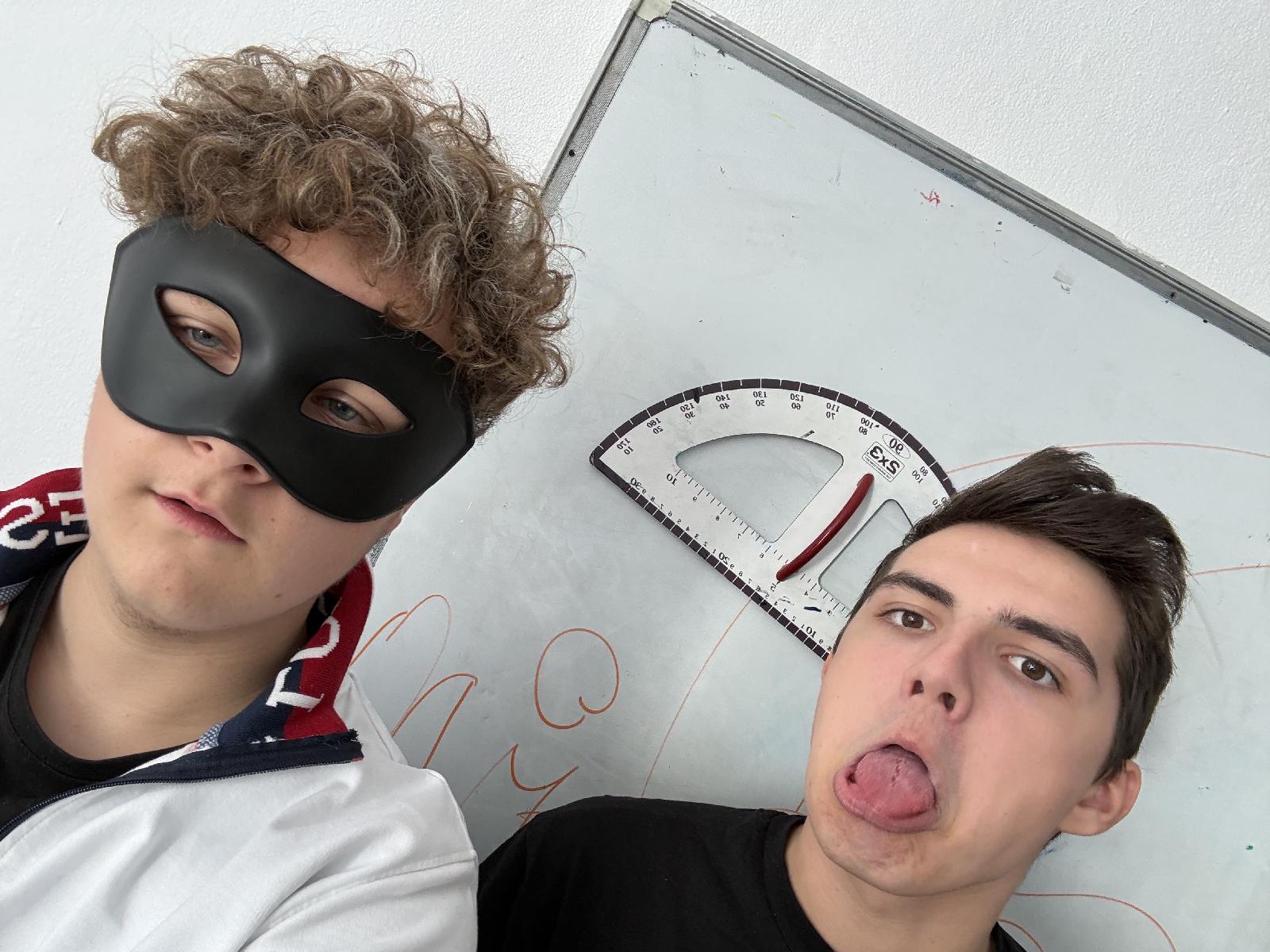 Bulisstefan@gmail.com