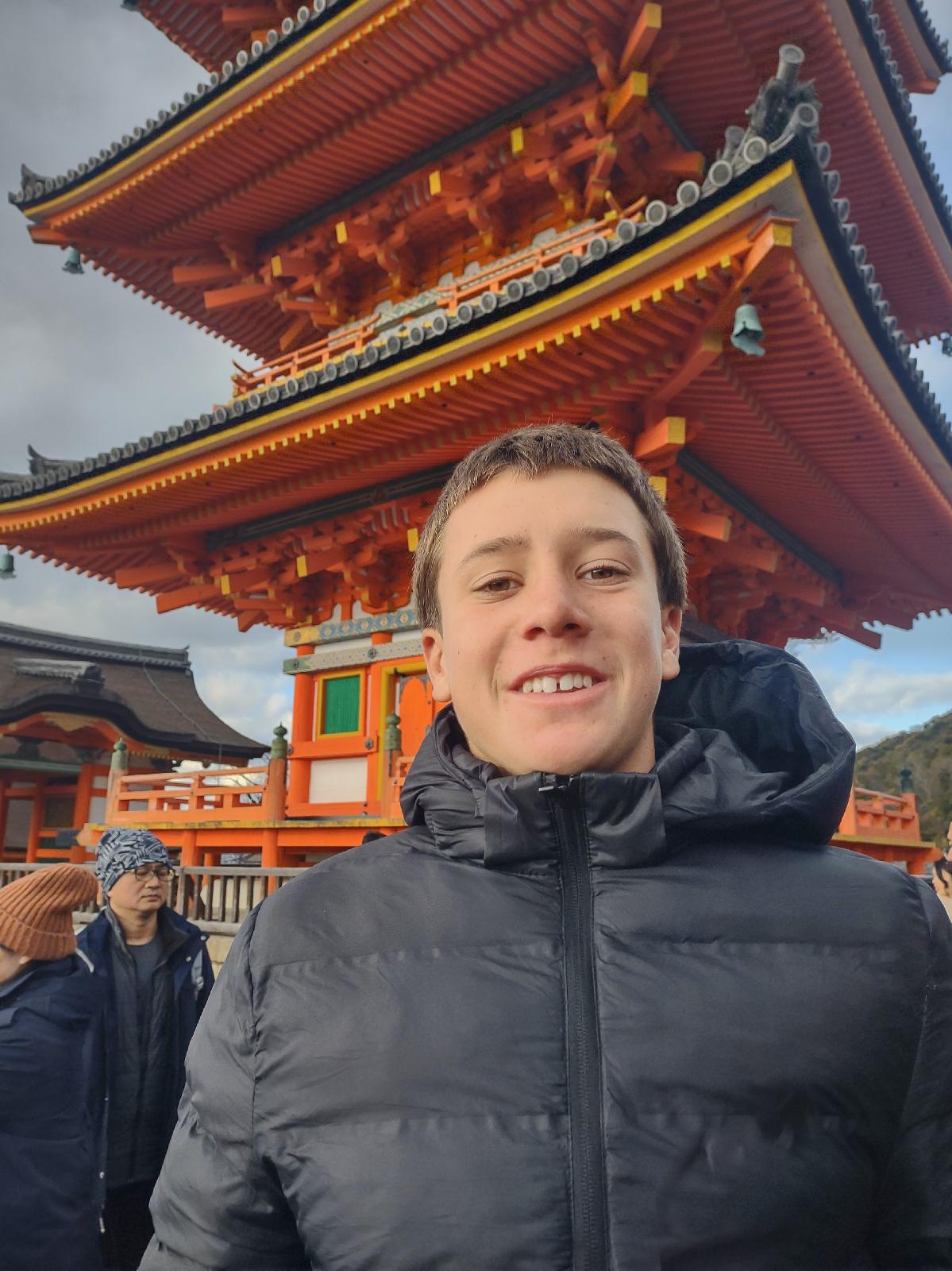 lukedoubleb22@gmail.con