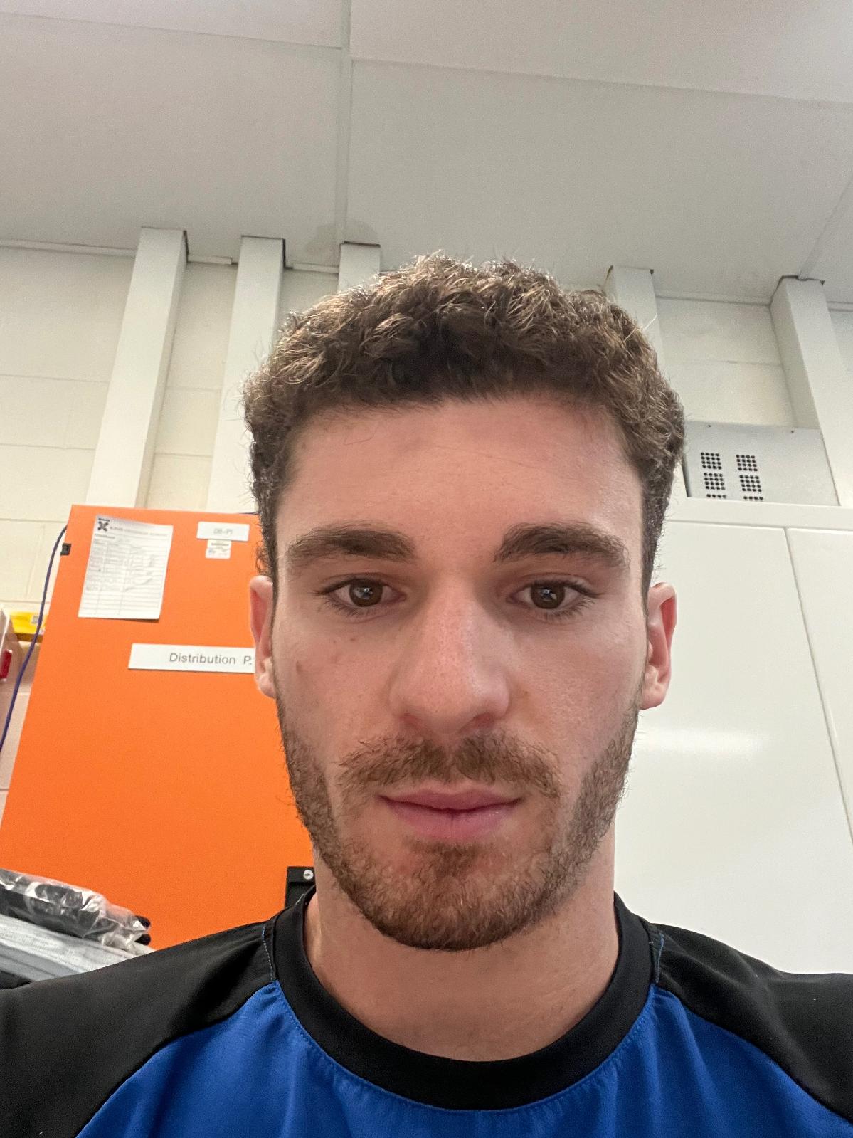 anguscipri@hotmail.com