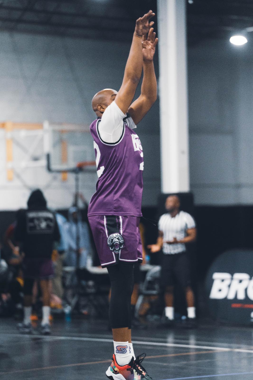 Beezostayfly@aol.com