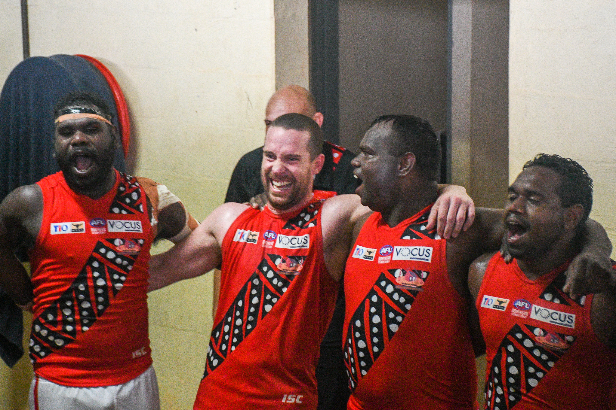 Whitefella dreaming of a flag in the top end with the Tiwi Bombers