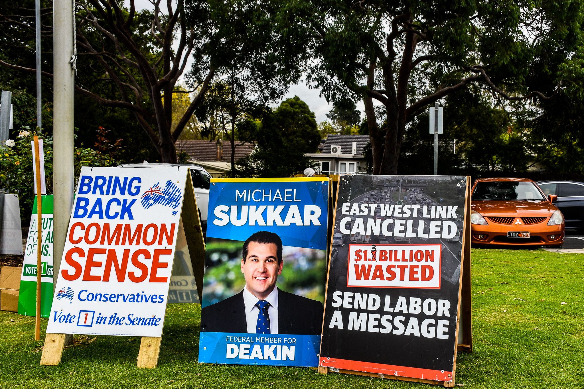 Deakin Dispatch: Is that a democracy sausage, or are you just pleased to see me?