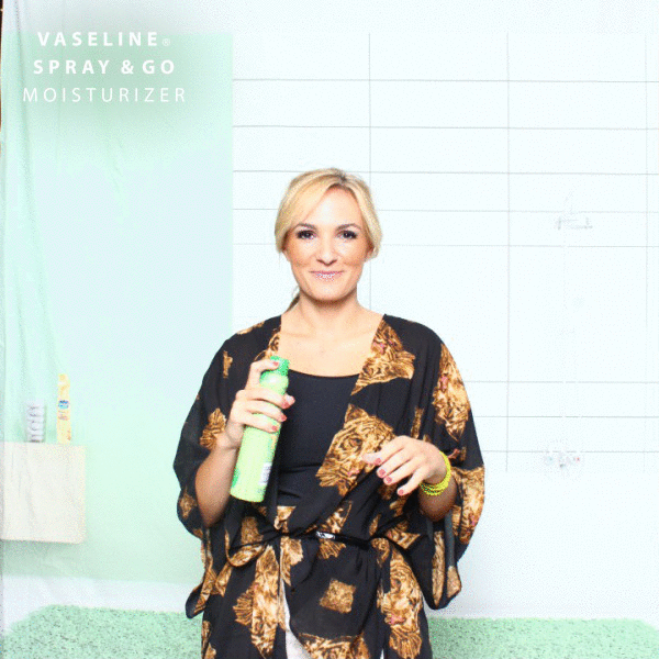 Vaseline Spray & Go