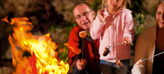 10 Ways to Entertain Around a Fire Pit Top-ways-to-entertain-around-a-fire-pit