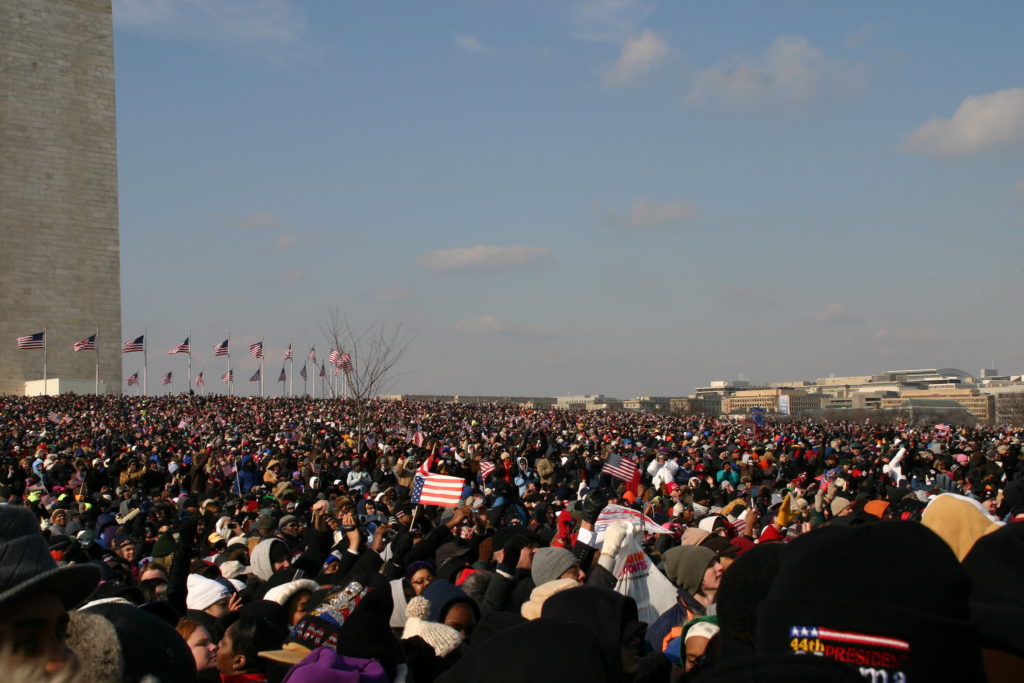 Crowds gather at the National Mall in 2009.