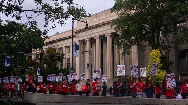 11461 gsu picket %281%29