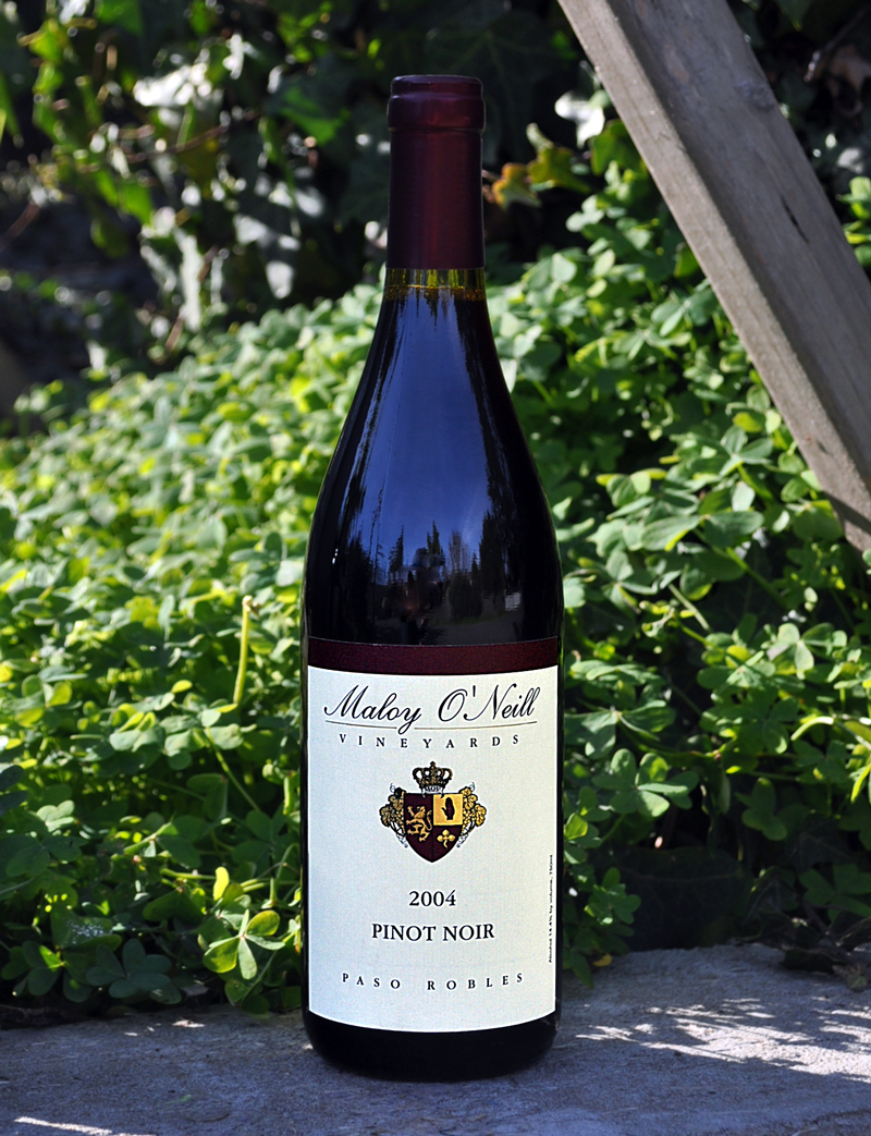 Maloy O'Neill Vineyards 2004 Paso Robles Pinot Noir 750ml Wine Bottle