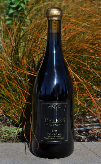 Peters Family Winery 2007 Sonoma Coast Pinot Noir 750ml Wine Bottle