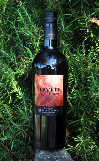 Stryker Sonoma 2007 Alegria Vineyard Russian River Valley Zinfandel 750ml Wine Bottle