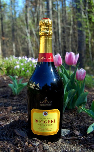 Ruggeri Valdobbiadene  Prosecco di Valdobbiadene 'Gold Label' DOCG 750ml Wine Bottle