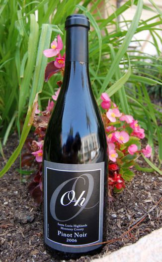 Oh Wines 2006 Pinot Noir 750ml Wine Bottle