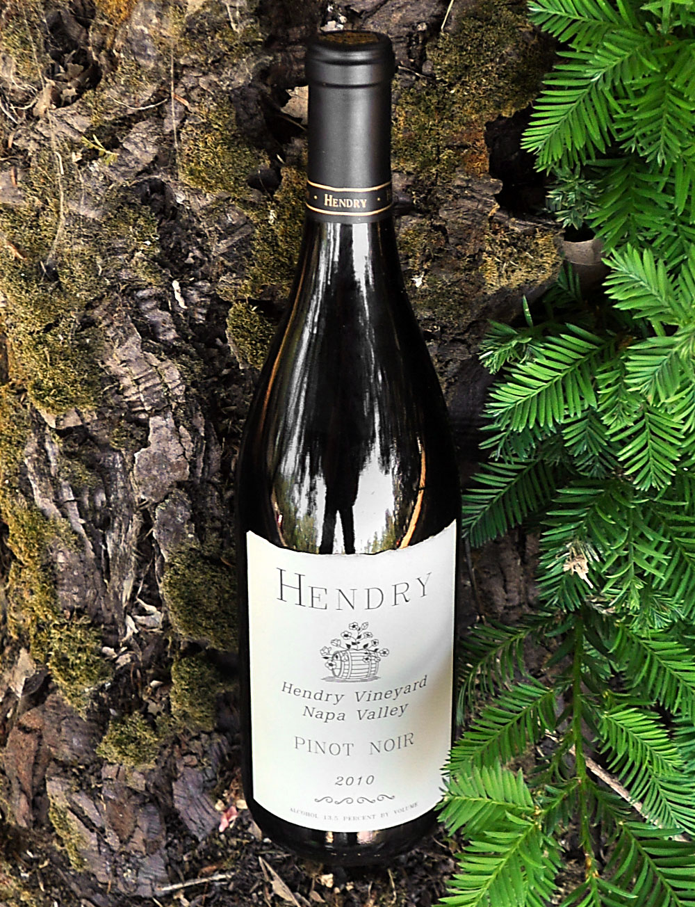 Hendry Ranch Wines 2010 Napa Valley Pinot Noir 750ml Wine Bottle