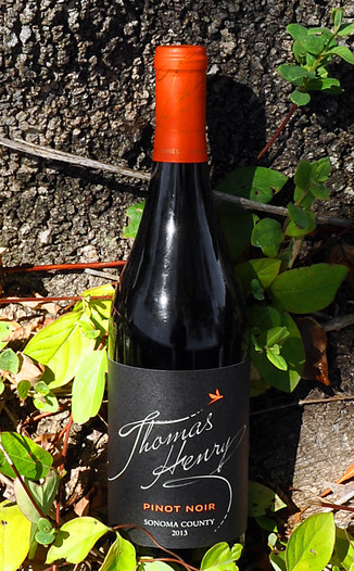 Thomas Henry 2013 Sonoma County Pinot Noir 750ml Wine Bottle
