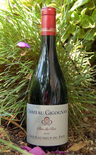 Chateau Gigognan 2004 Clos du Roi - Chateauneuf-du-Pape 750ml Wine Bottle