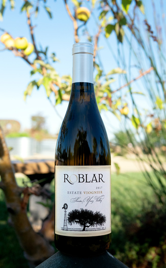 Roblar 2017 Estate Vineyard Santa Ynez Valley Viognier 750ml Wine Bottle