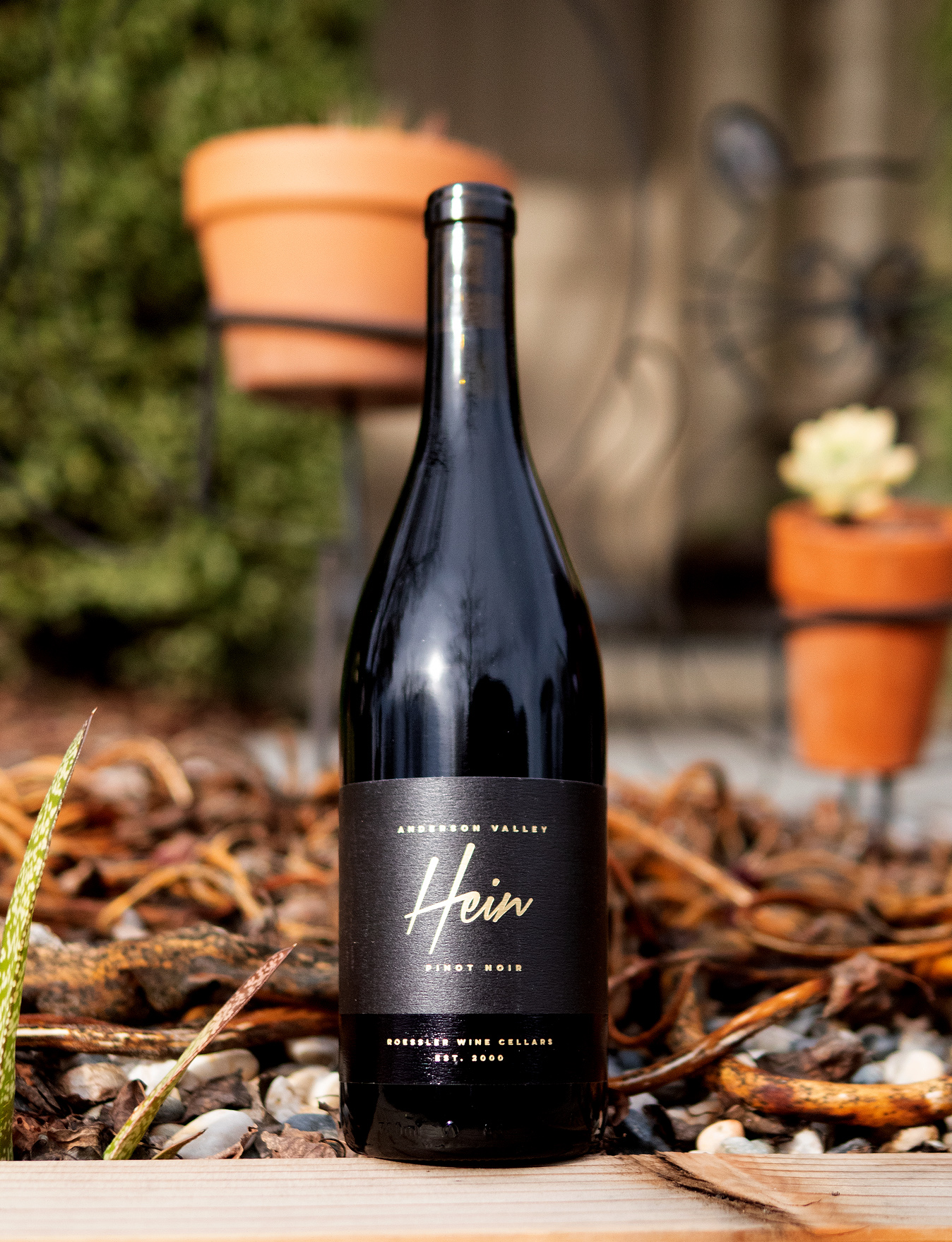 Roger Roessler Wines 2014 Hein Vineyard Anderson Valley Pinot Noir 750ml Wine Bottle